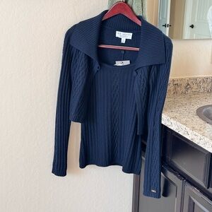 100% cashmere tank top & sweater! Color: black